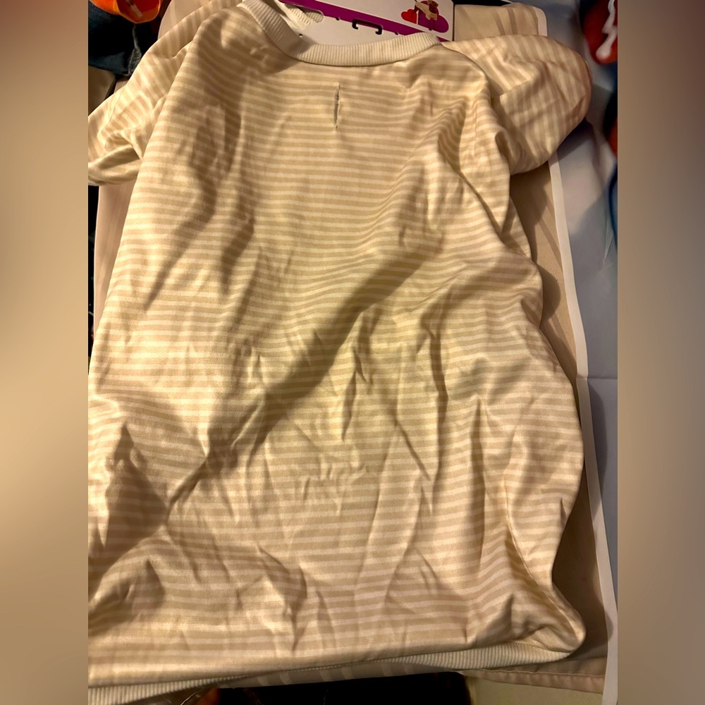 NWT Boots & Barkley extra large sweatshirt with stripes